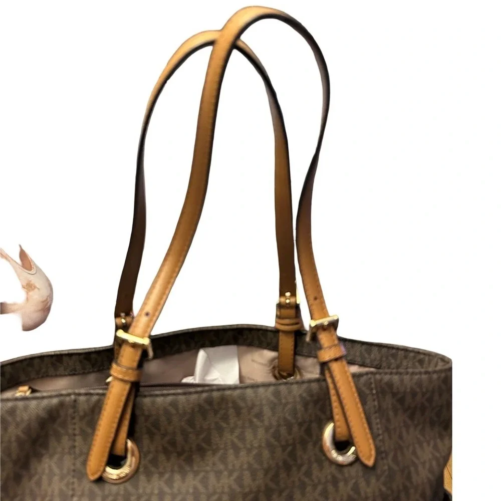 Michael Kors Voyager Brown MK Monogram Signature Tote Bag Gold Hardware